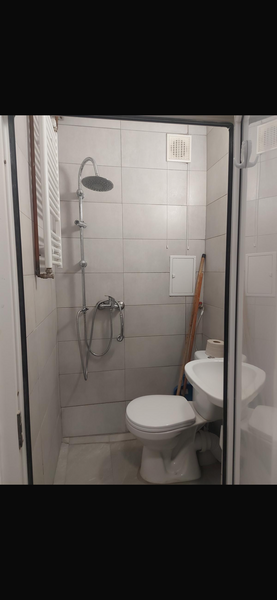 Unirii, Mall Vitan, Aleea Moruzzi, garsoniera