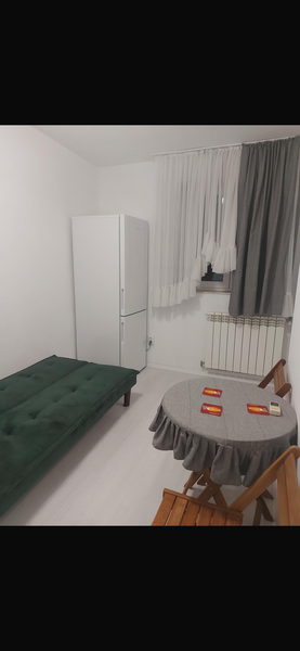 Unirii, Mall Vitan, Aleea Moruzzi, garsoniera